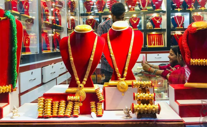 Gold Price Jumps Rs 1,700 Per Tola in Nepal