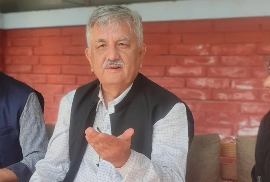 Becoming Chief Minister from a room is inappropriate: UML Vice-Chair Pandey