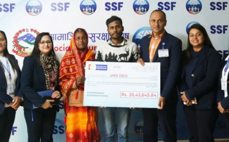 Social Security Fund Provides Over Rs 2 Million in Financial Aid to Worker’s Family